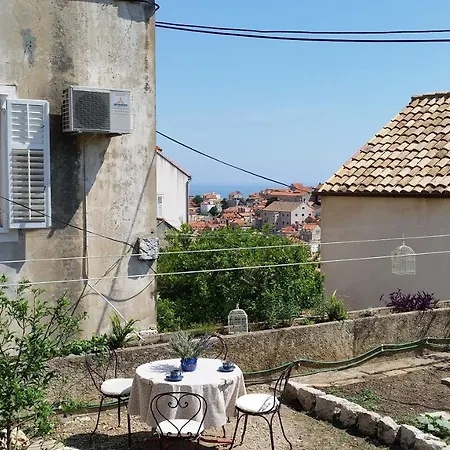 Apartment Romantic Old Dinka - With Garden *