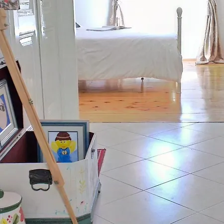 Romantic Old Dinka - With Garden